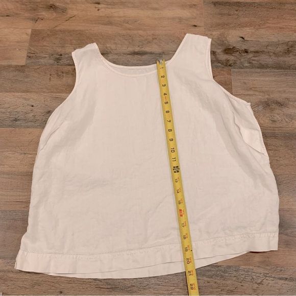Women’s sleeveless blouse Size: M - Picture 2 of 4
